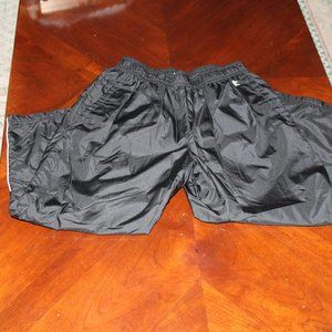 Danskin Now Capri pants